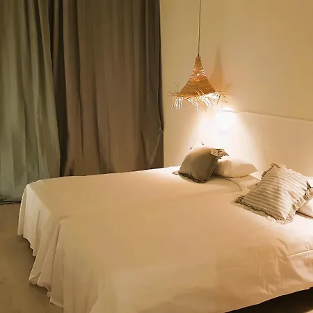 Collection Port - B&B Boutique , Alicante Center-3
